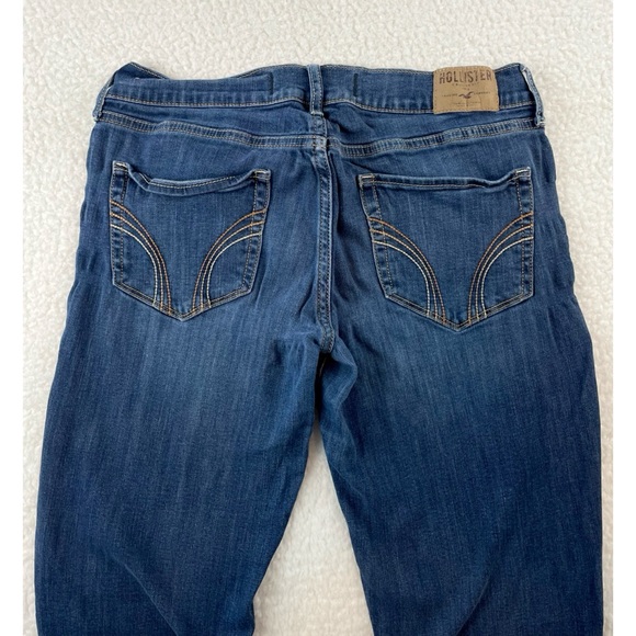 HOLLISTER • Blue Medium Wash SoCal Stretch Straight Leg Jeans, 29 - Picture 8 of 16